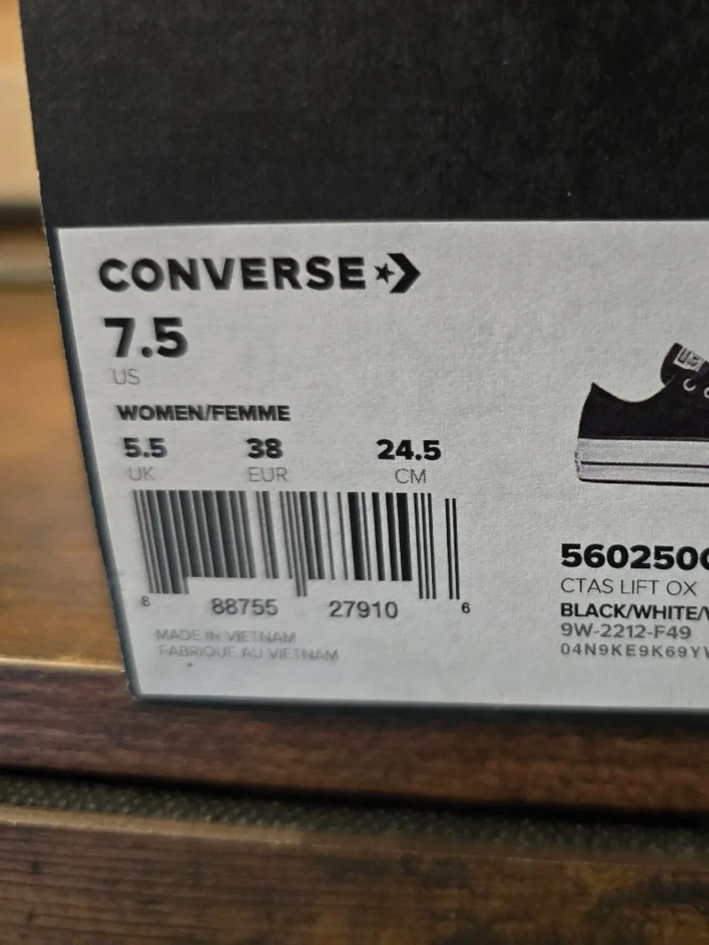 Converse Chuck Taylor All Star Lift Ox Black White Platform W 7.5 560250C NEW - Picture 9 of 9
